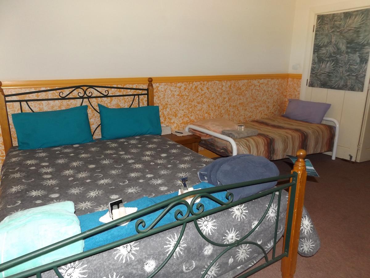 Queen Of The Murchison Guest House & Cafe Cue 외부 사진